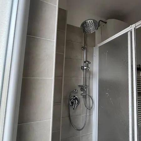 Adrian Appartement *